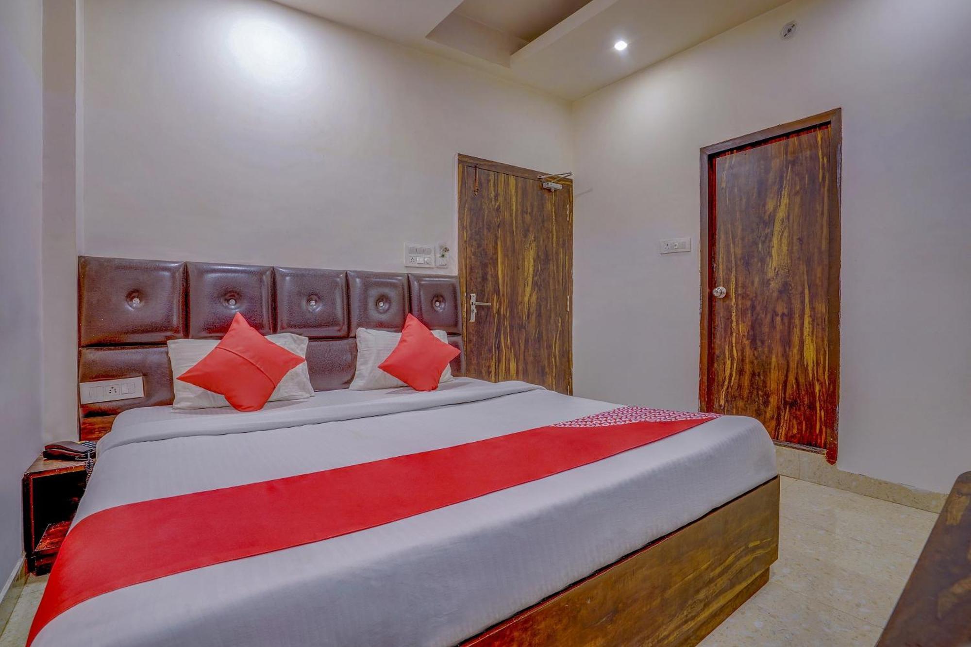 Super Hotel O Traveller Inn Lucknow Exterior photo