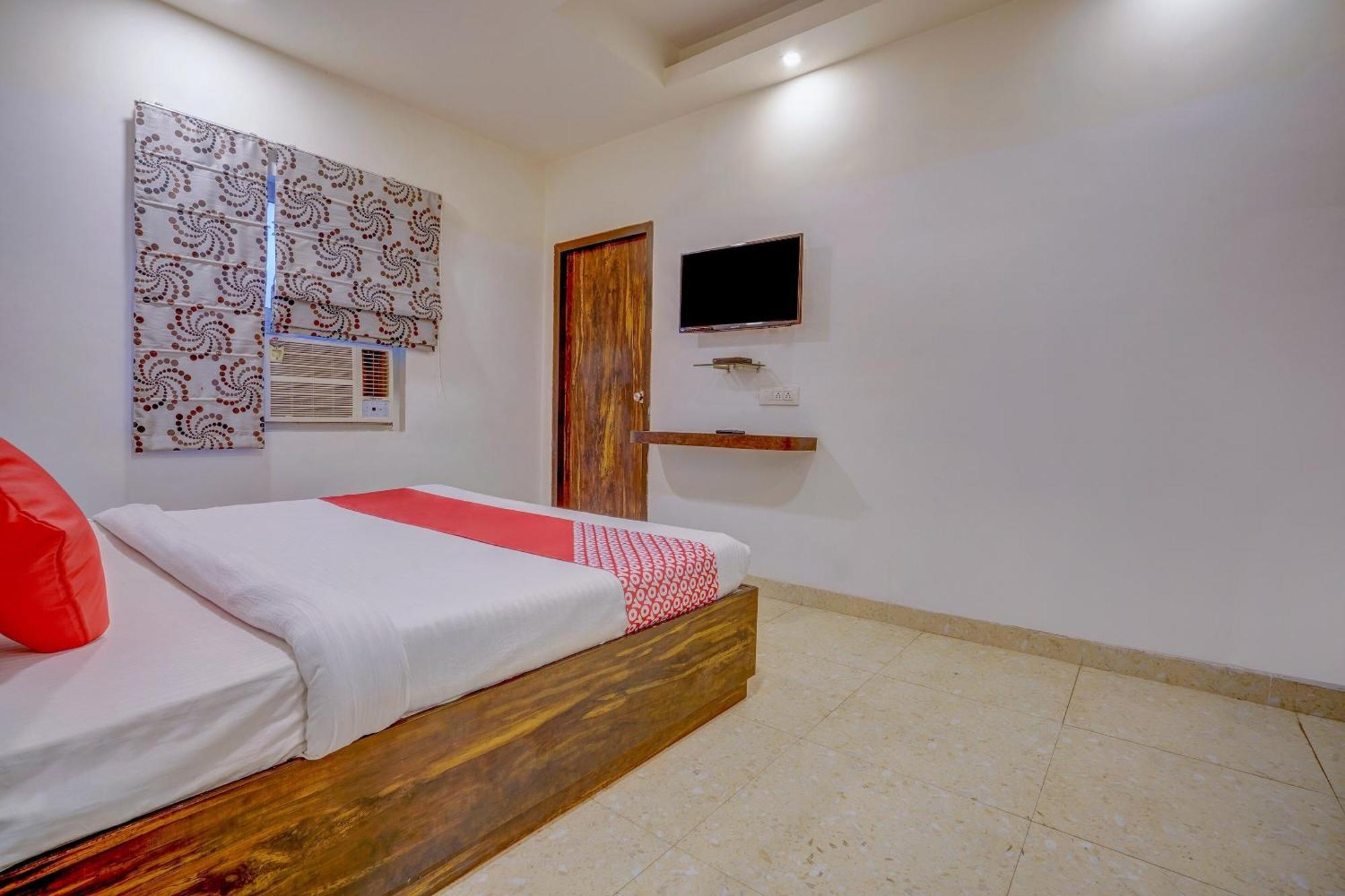 Super Hotel O Traveller Inn Lucknow Exterior photo